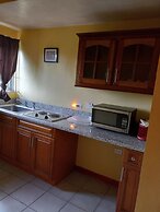 COZY'S BANDB