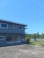 COZY'S BANDB