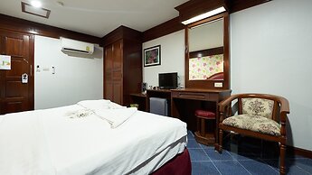Lime Hotel