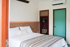 Roots Hotel Senggigi