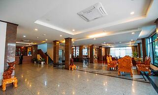 Sisombat Plaza Hotel