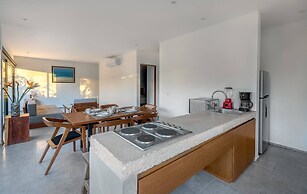 Unbeatable Located 2 Br Apt W/amazing Natural Lig