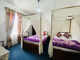 Zion White House