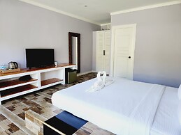 Danbi Resort