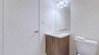 Modern 3-bedroom Oshawa Home