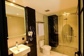 Nata Azana Hotel Solo