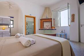 Emerald Residence Sleeps 12 With Sea View