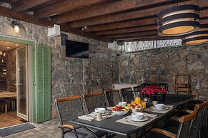 Villa Okra With Pool