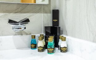 Premium Hotel