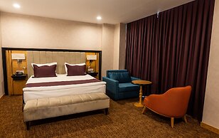 Premium Hotel