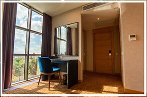 Premium Hotel