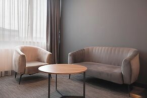 HOME PLUS HOTEL