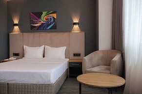 HOME PLUS HOTEL
