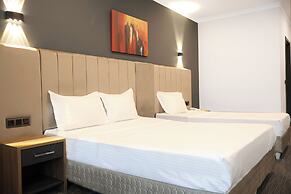 HOME PLUS HOTEL