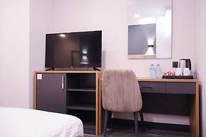 HOME PLUS HOTEL