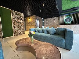 Deer Hotel & Hostel