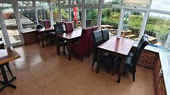 Riverside Inn