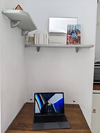 Rooftop Studio With Acropolis and sea View