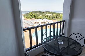 Hotel Pedra Santa