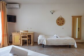 Hotel Pedra Santa