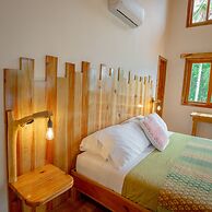 Casa Cayuco Eco-Adventure Lodge