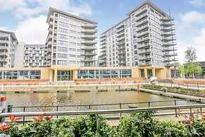 Deluxe City Apt, River Canal View& Free Parking!
