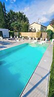 Luxus Neubau 170m2 Loft mit Pool Garten