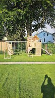 Luxus Neubau 170m2 Loft mit Pool Garten