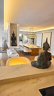 Luxus Neubau 170m2 Loft mit Pool Garten