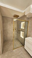 Luxus Neubau 170m2 Loft mit Pool Garten