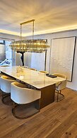 Luxus Neubau 170m2 Loft mit Pool Garten