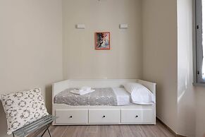 Sanzanobi Apartment