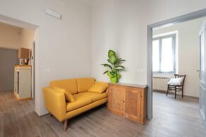 Sanzanobi Apartment