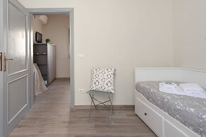 Sanzanobi Apartment
