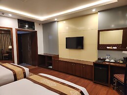 Paragon Hotel and Resort