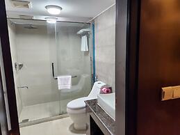 Paragon Hotel and Resort