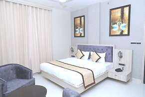 Pine Regency - Aravali's Peak view