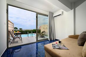 Ninos Grand Beach Hotel & Resort