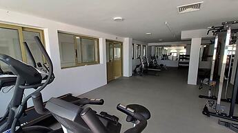 Ninos Grand Beach Hotel & Resort