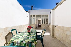 3232 Casa di Pino by Barbarhouse