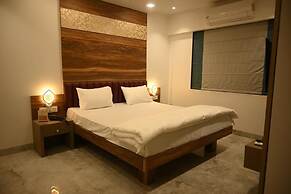 HOTEL PRIME SQUARE
