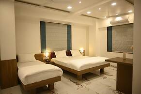 HOTEL PRIME SQUARE