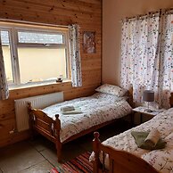Sycamore Lodge-1 Bed-sleeps 4-free Parking