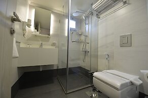 ZETT HOTEL