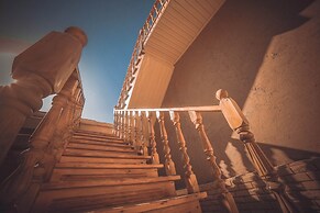 Oqilanur Guest House