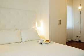 HOTEL SALUS