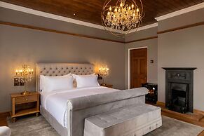 The Bellwood Manor