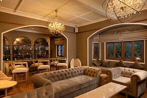 The Bellwood Manor