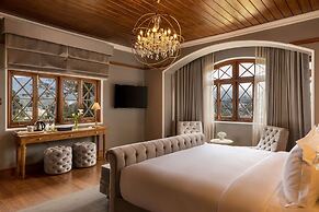 The Bellwood Manor
