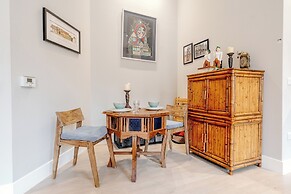 Unique Victorian Apartment in Edinburgh